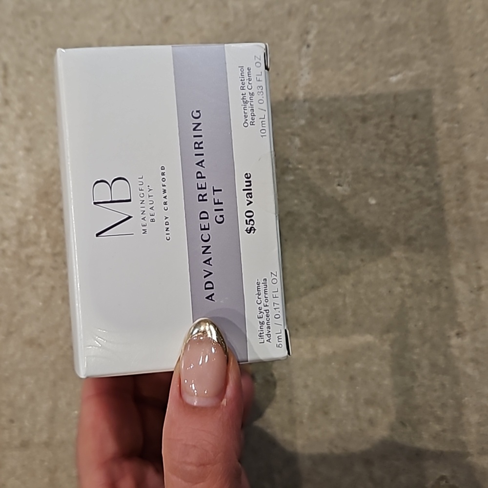 Meaningful Beauty by Cindy Crawford Overnight Retinol Repairing Cream NEW
